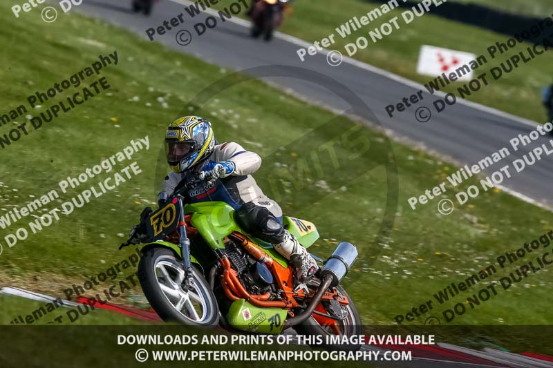 cadwell no limits trackday;cadwell park;cadwell park photographs;cadwell trackday photographs;enduro digital images;event digital images;eventdigitalimages;no limits trackdays;peter wileman photography;racing digital images;trackday digital images;trackday photos